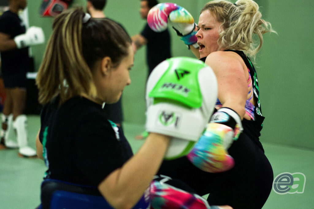 Women's Kickboxing